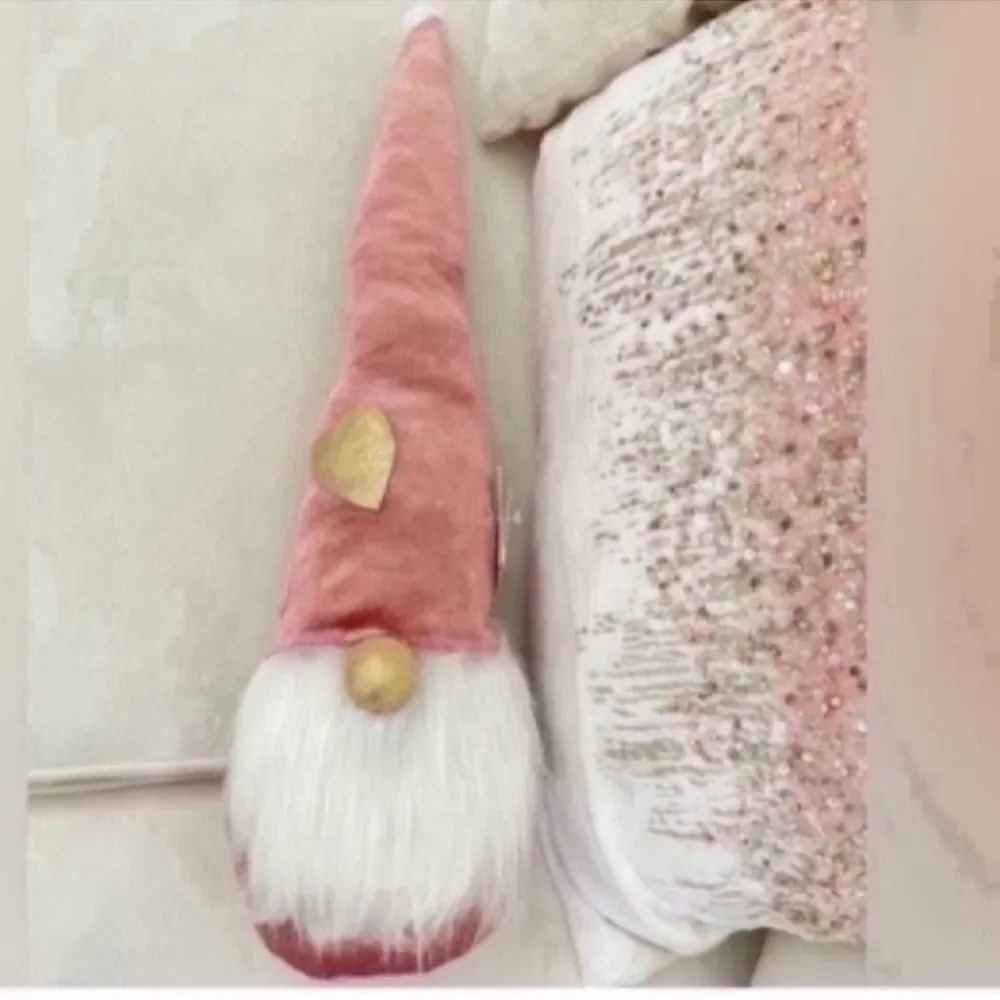 NWT Pink Love Gnome